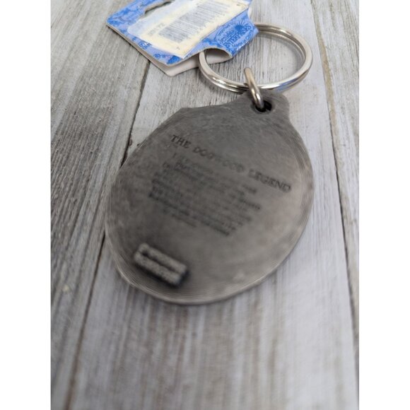 Georgia Dogwood Souvenir Keychain With Engraved Flower Design & State Name - Picture 3 of 3